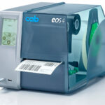 Термотрансферный принтер cab EOS4 для маркировки трубопровода